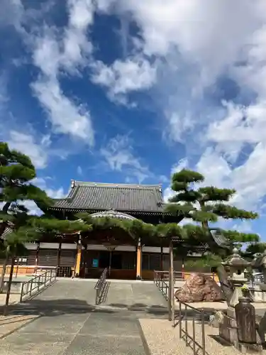 観音寺の本殿・本堂