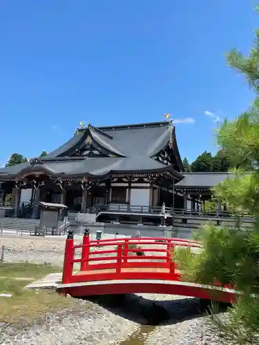 倶利迦羅不動寺鳳凰殿の本殿