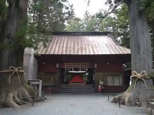 諏訪神社（北口本宮冨士浅間神社摂社）(山梨県)