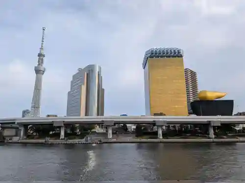 浅草神社の周辺