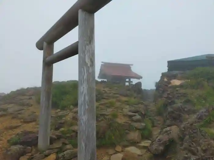 蔵王山神社の鳥居