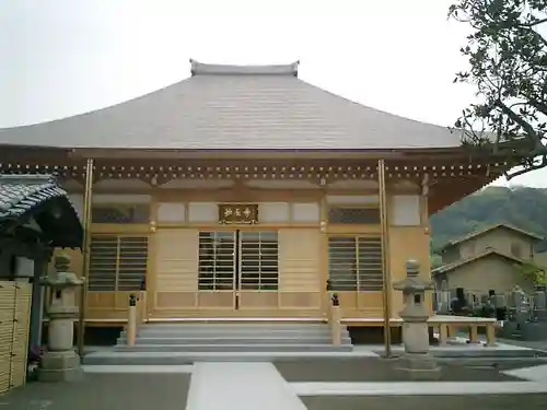 妙長寺の本殿・本堂