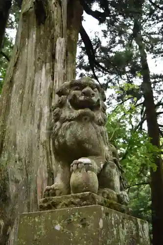 榛名神社の狛犬