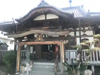 極楽寺の本殿・本堂