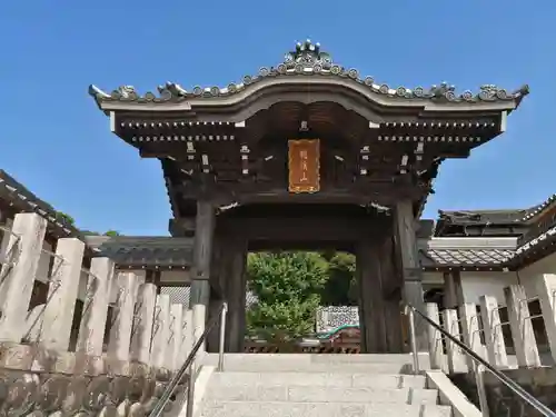 洞雲院の山門・神門