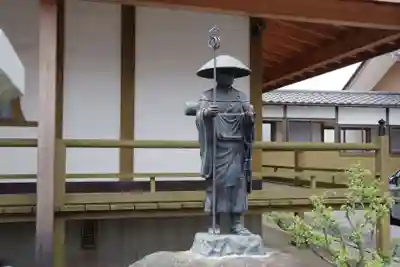 正福院の像