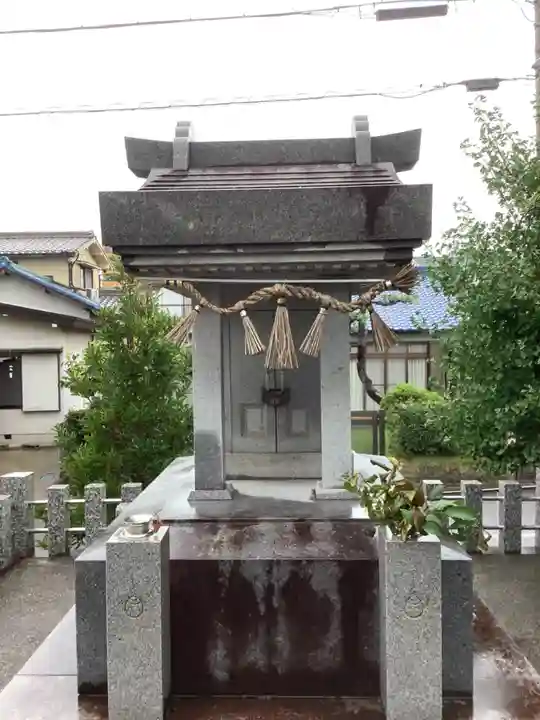 上之町神社(鳥居松町)の本殿・本堂