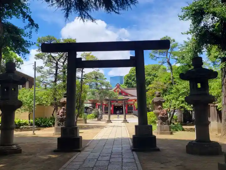 品川神社の鳥居