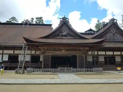 高野山金剛峯寺の本殿・本堂