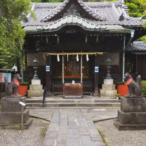三囲神社の本殿・本堂