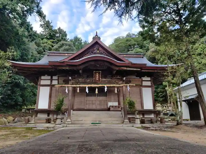 大麻神社の本殿・本堂