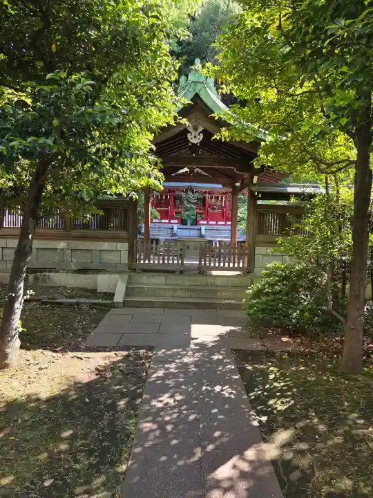 白金氷川神社の{uncategorized: "未分類", other: "その他", undefined: "問題あり", building: "その他建物", grave: "お墓", sacred_gate: "鳥居", guardian: "狛犬", statue: "像", buddha: "仏像", history: "歴史", nature: "自然", garden: "庭園", animal: "動物", pagoda: "塔", temizu: "手水舎", mountain_gate: "山門・神門", sanctuary: "本殿・本堂", subordinate: "末社・摂社", art: "芸術", scenery: "景色", jizo: "地蔵", ema: "絵馬", goshuin: "御朱印", omikuji: "おみくじ", items: "授与品その他", amulet: "お守り", goshuincho: "御朱印帳", eats: "食事", festival: "お祭り", votive_dance: "神楽", shichigosan: "七五三参", wedding: "結婚式", experience: "体験その他", initially: "初詣", around: "周辺", anti_infection: "感染症対策"}