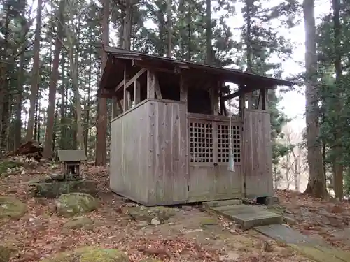 飯豊比売神社の建物その他