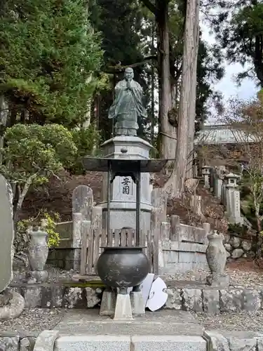 身延山奥之院思親閣(山梨県)