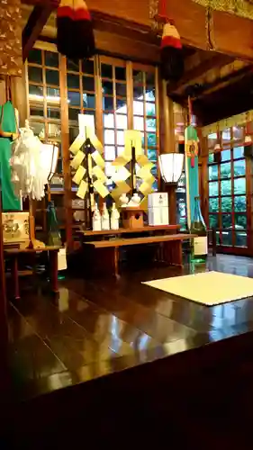 三輪神社の本殿・本堂