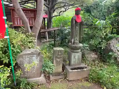 興禅寺の{uncategorized: "未分類", other: "その他", undefined: "問題あり", building: "その他建物", grave: "お墓", sacred_gate: "鳥居", guardian: "狛犬", statue: "像", buddha: "仏像", history: "歴史", nature: "自然", garden: "庭園", animal: "動物", pagoda: "塔", temizu: "手水舎", mountain_gate: "山門・神門", sanctuary: "本殿・本堂", subordinate: "末社・摂社", art: "芸術", scenery: "景色", jizo: "地蔵", ema: "絵馬", goshuin: "御朱印", omikuji: "おみくじ", items: "授与品その他", amulet: "お守り", goshuincho: "御朱印帳", eats: "食事", festival: "お祭り", votive_dance: "神楽", shichigosan: "七五三参", wedding: "結婚式", experience: "体験その他", initially: "初詣", around: "周辺", anti_infection: "感染症対策"}