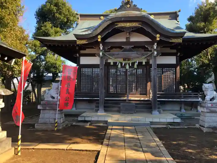八幡神社の本殿・本堂