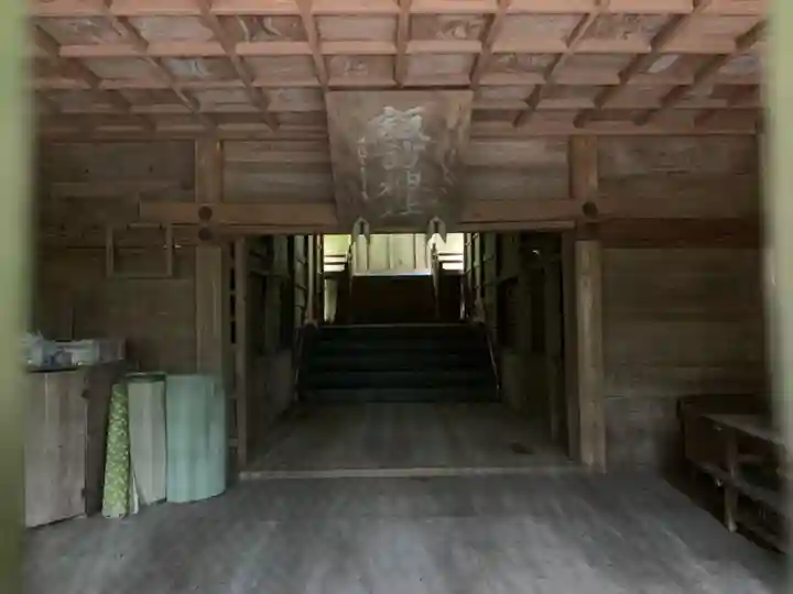 諏訪神社の本殿・本堂