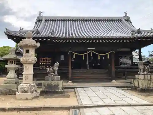 佐保神社の本殿・本堂