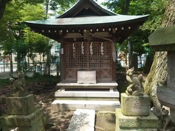 半田稲荷神社の末社・摂社