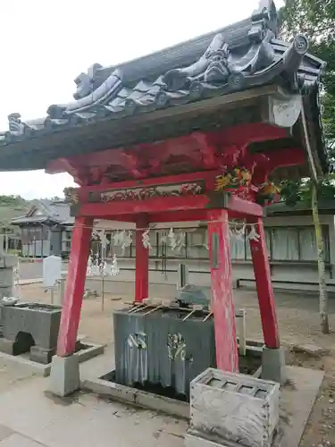 白子神社の手水舎