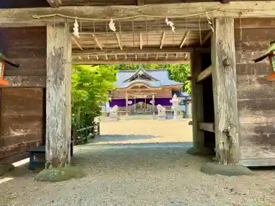 薬萊神社(里宮）の{uncategorized: "未分類", other: "その他", undefined: "問題あり", building: "その他建物", grave: "お墓", sacred_gate: "鳥居", guardian: "狛犬", statue: "像", buddha: "仏像", history: "歴史", nature: "自然", garden: "庭園", animal: "動物", pagoda: "塔", temizu: "手水舎", mountain_gate: "山門・神門", sanctuary: "本殿・本堂", subordinate: "末社・摂社", art: "芸術", scenery: "景色", jizo: "地蔵", ema: "絵馬", goshuin: "御朱印", omikuji: "おみくじ", items: "授与品その他", amulet: "お守り", goshuincho: "御朱印帳", eats: "食事", festival: "お祭り", votive_dance: "神楽", shichigosan: "七五三参", wedding: "結婚式", experience: "体験その他", initially: "初詣", around: "周辺", anti_infection: "感染症対策"}