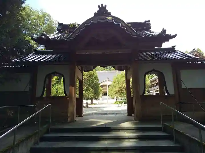 立山寺の山門・神門