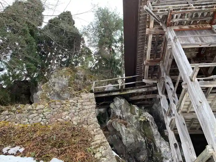 左下り観音堂の本殿・本堂