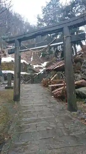 温泉神社の鳥居