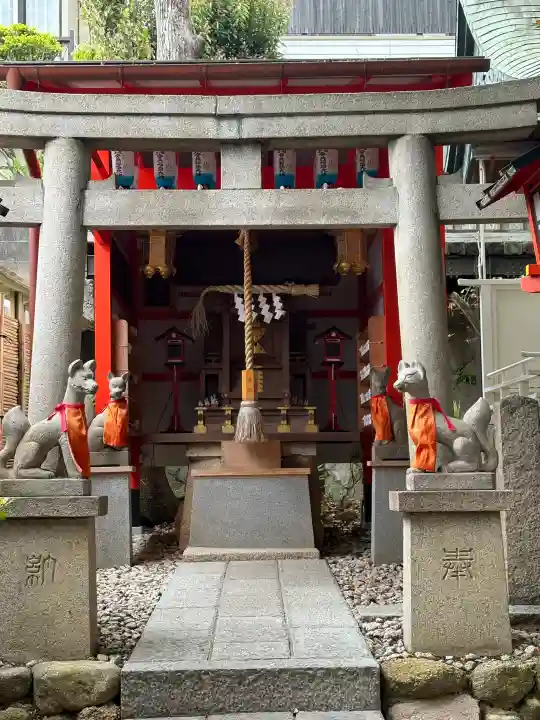 芦屋神社の{uncategorized: "未分類", other: "その他", undefined: "問題あり", building: "その他建物", grave: "お墓", sacred_gate: "鳥居", guardian: "狛犬", statue: "像", buddha: "仏像", history: "歴史", nature: "自然", garden: "庭園", animal: "動物", pagoda: "塔", temizu: "手水舎", mountain_gate: "山門・神門", sanctuary: "本殿・本堂", subordinate: "末社・摂社", art: "芸術", scenery: "景色", jizo: "地蔵", ema: "絵馬", goshuin: "御朱印", omikuji: "おみくじ", items: "授与品その他", amulet: "お守り", goshuincho: "御朱印帳", eats: "食事", festival: "お祭り", votive_dance: "神楽", shichigosan: "七五三参", wedding: "結婚式", experience: "体験その他", initially: "初詣", around: "周辺", anti_infection: "感染症対策"}