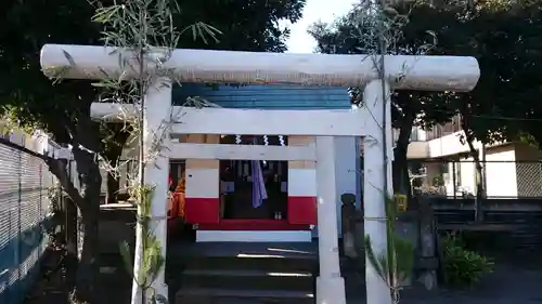 玉川弁財天の鳥居