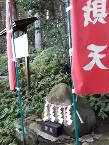 新山神社の建物その他