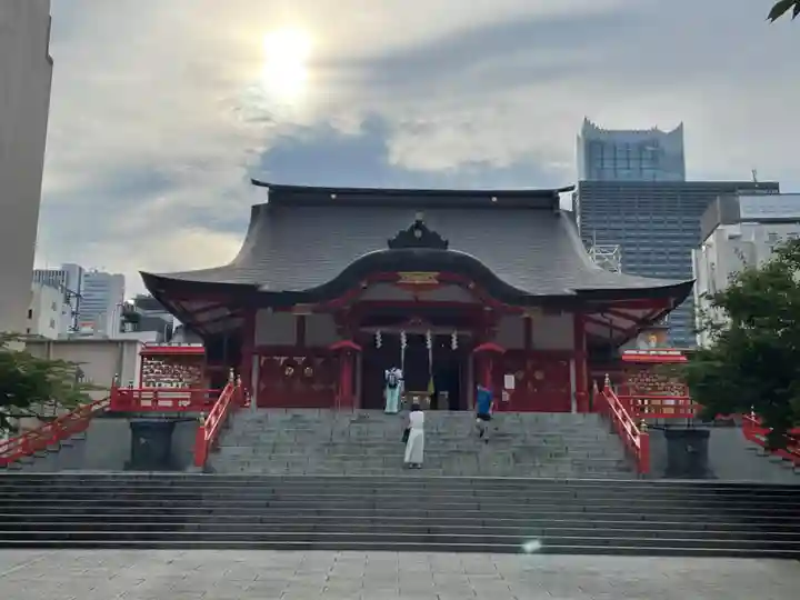 花園神社の本殿・本堂