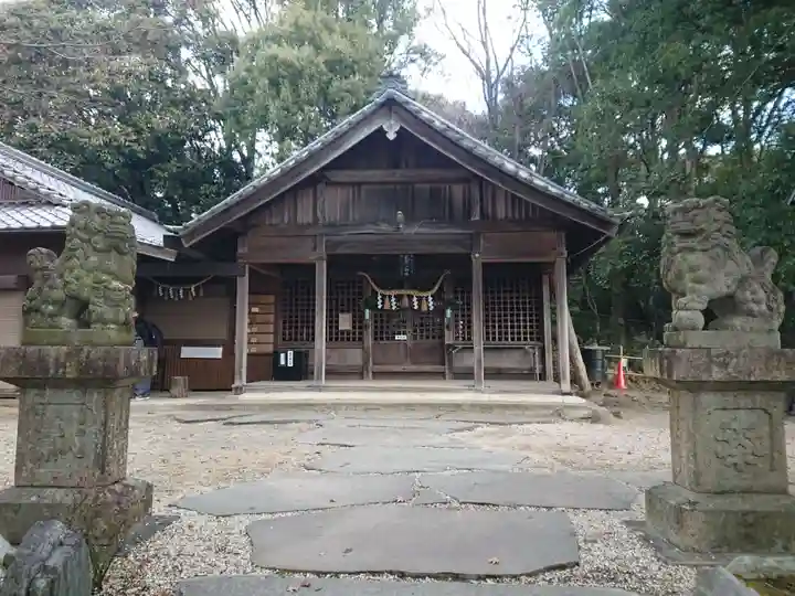 尾張戸神社(瀬戸市・名古屋市守山区)の本殿・本堂