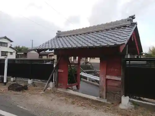 大通寺の山門