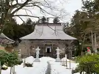 国上寺の本殿・本堂