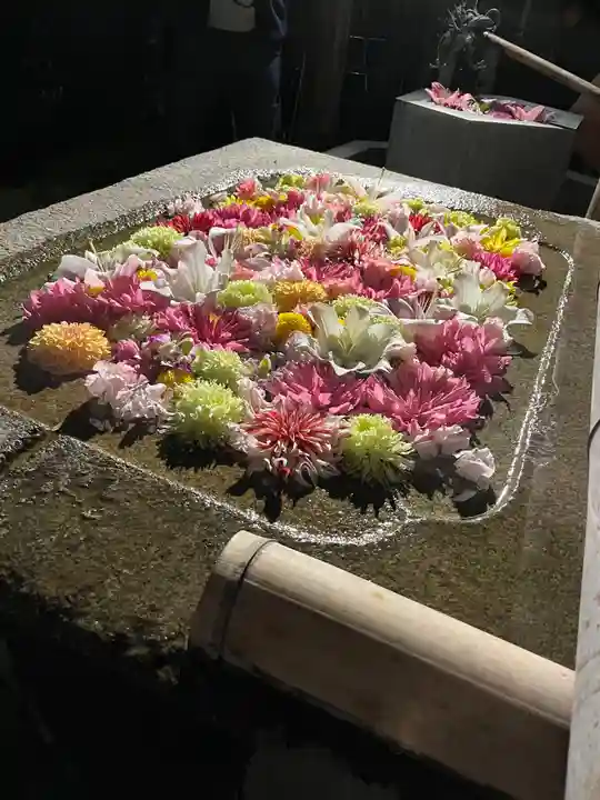 紅葉八幡宮の手水舎