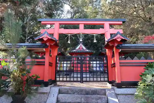 奈良豆比古神社の本殿