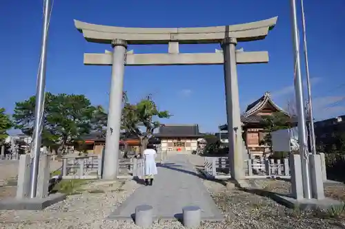 南明治八幡社の鳥居