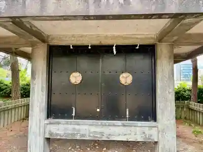 福井神社の{uncategorized: "未分類", other: "その他", undefined: "問題あり", building: "その他建物", grave: "お墓", sacred_gate: "鳥居", guardian: "狛犬", statue: "像", buddha: "仏像", history: "歴史", nature: "自然", garden: "庭園", animal: "動物", pagoda: "塔", temizu: "手水舎", mountain_gate: "山門・神門", sanctuary: "本殿・本堂", subordinate: "末社・摂社", art: "芸術", scenery: "景色", jizo: "地蔵", ema: "絵馬", goshuin: "御朱印", omikuji: "おみくじ", items: "授与品その他", amulet: "お守り", goshuincho: "御朱印帳", eats: "食事", festival: "お祭り", votive_dance: "神楽", shichigosan: "七五三参", wedding: "結婚式", experience: "体験その他", initially: "初詣", around: "周辺", anti_infection: "感染症対策"}