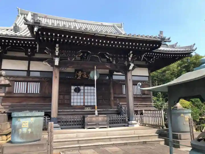 妙蓮寺の本殿・本堂