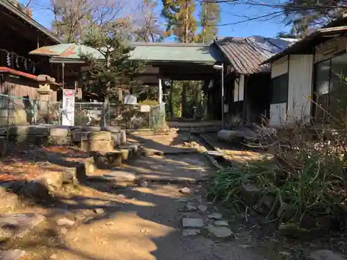 自玉手祭来酒解神社の本殿