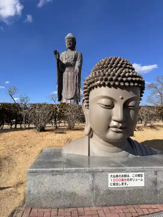 東本願寺本廟 牛久浄苑(牛久大仏)(茨城県)