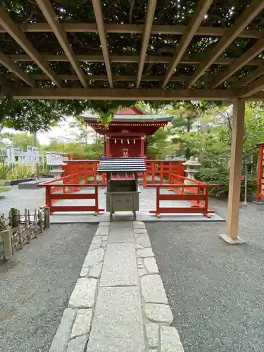 鶴岡八幡宮の末社・摂社