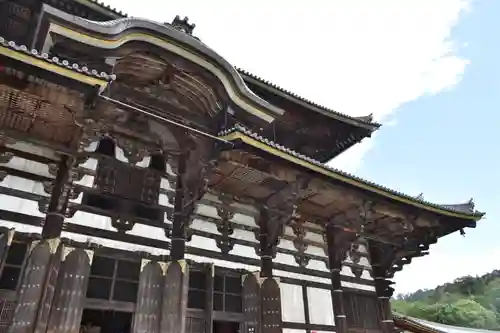 東大寺の本殿・本堂