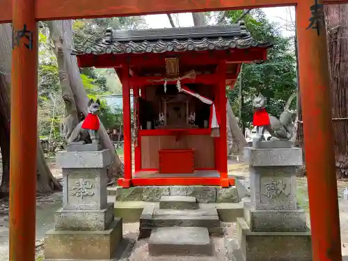 奥石神社の末社