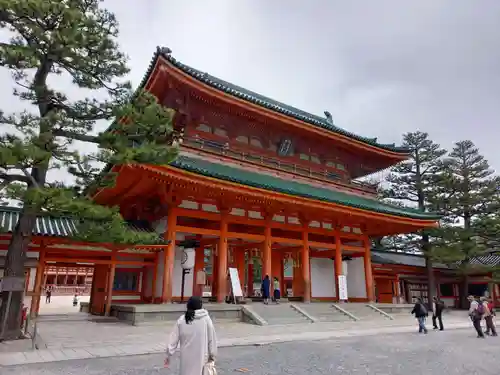 平安神宮の山門・神門