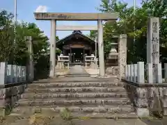 神明社の鳥居