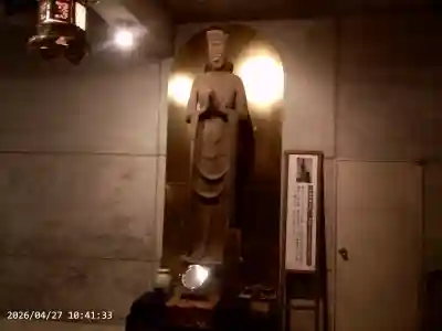 金剛宝寺（紀三井寺）の{uncategorized: "未分類", other: "その他", undefined: "問題あり", building: "その他建物", grave: "お墓", sacred_gate: "鳥居", guardian: "狛犬", statue: "像", buddha: "仏像", history: "歴史", nature: "自然", garden: "庭園", animal: "動物", pagoda: "塔", temizu: "手水舎", mountain_gate: "山門・神門", sanctuary: "本殿・本堂", subordinate: "末社・摂社", art: "芸術", scenery: "景色", jizo: "地蔵", ema: "絵馬", goshuin: "御朱印", omikuji: "おみくじ", items: "授与品その他", amulet: "お守り", goshuincho: "御朱印帳", eats: "食事", festival: "お祭り", votive_dance: "神楽", shichigosan: "七五三参", wedding: "結婚式", experience: "体験その他", initially: "初詣", around: "周辺", anti_infection: "感染症対策"}