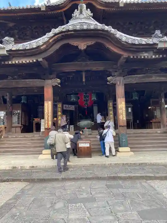粉河寺の本殿・本堂